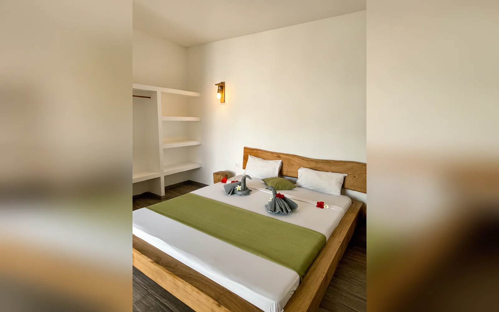 Camera con bagno privato — La Base Hotel, Zanzibar (foto 11)
