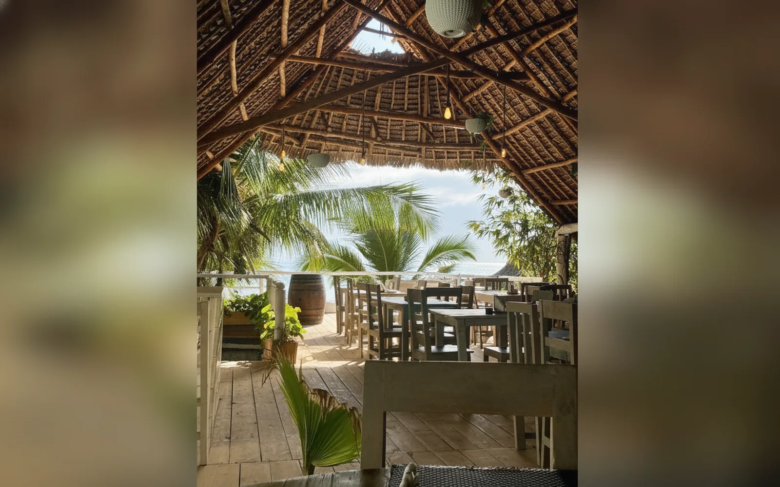 Camera con bagno privato — La Base Hotel, Zanzibar (foto 24)